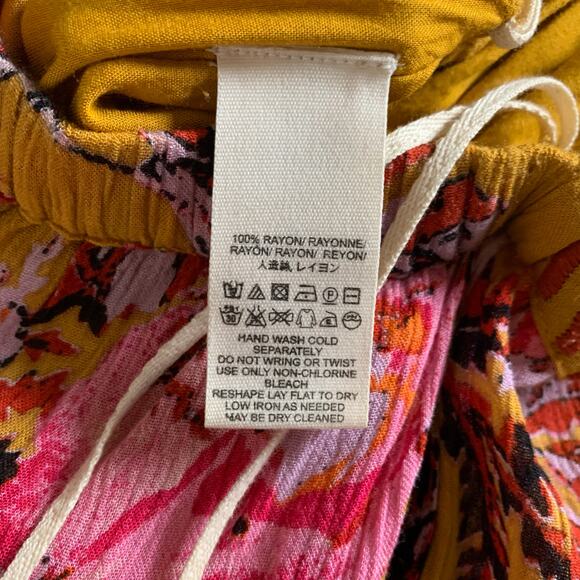 FREE PEOPLE Jumpsuit XS‎ Falling Flowers Off Shoulder Wide Leg Boho Flowy Sleeve - Picture 15 of 15